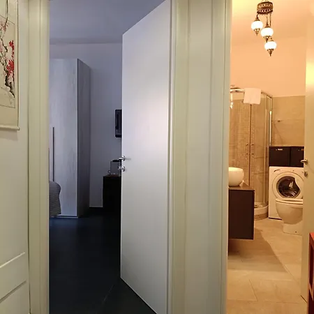 Apartment Un Angolo Di Oriente A Due Passi Da San Pietro